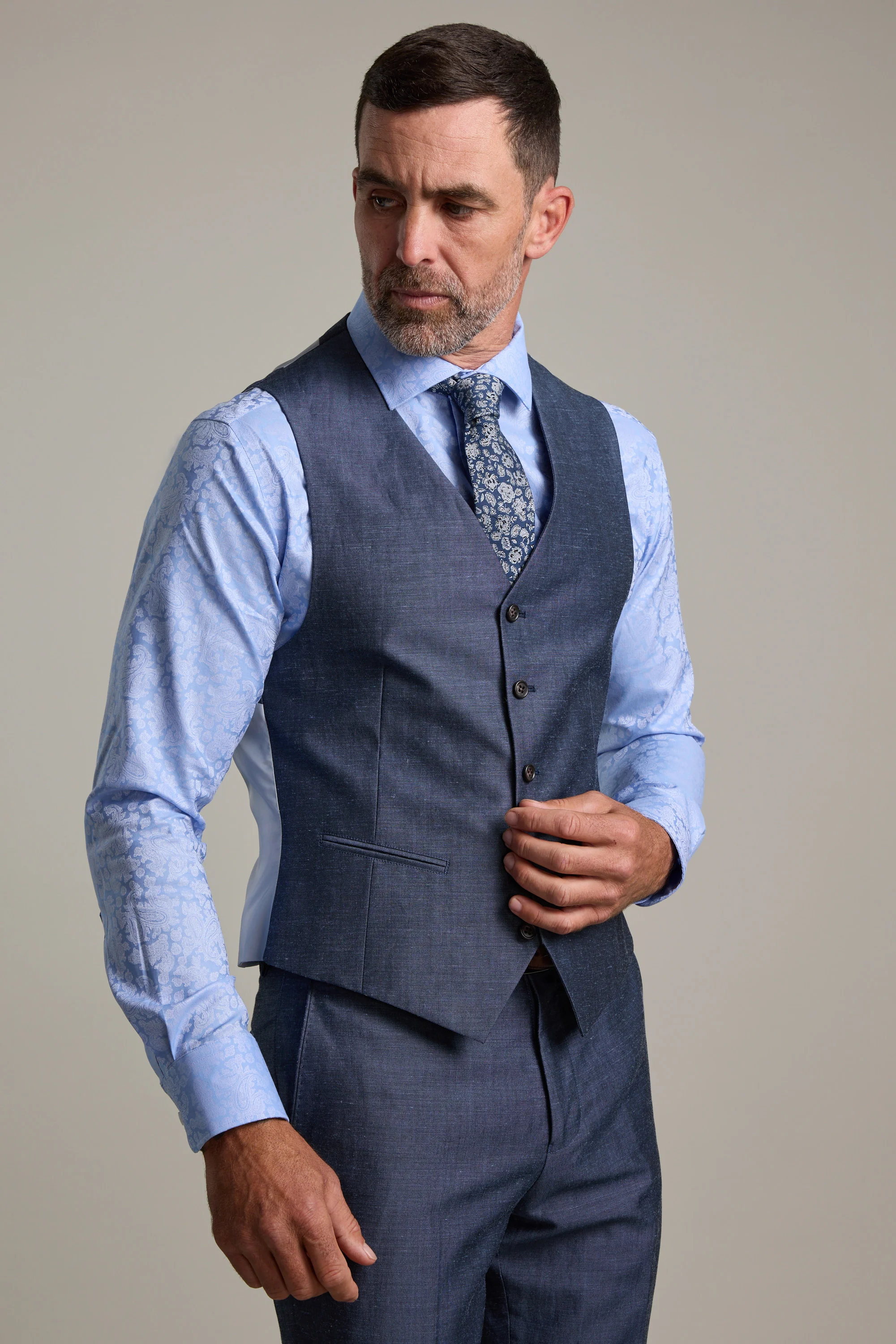 Charles Texture Waistcoat - Image 3