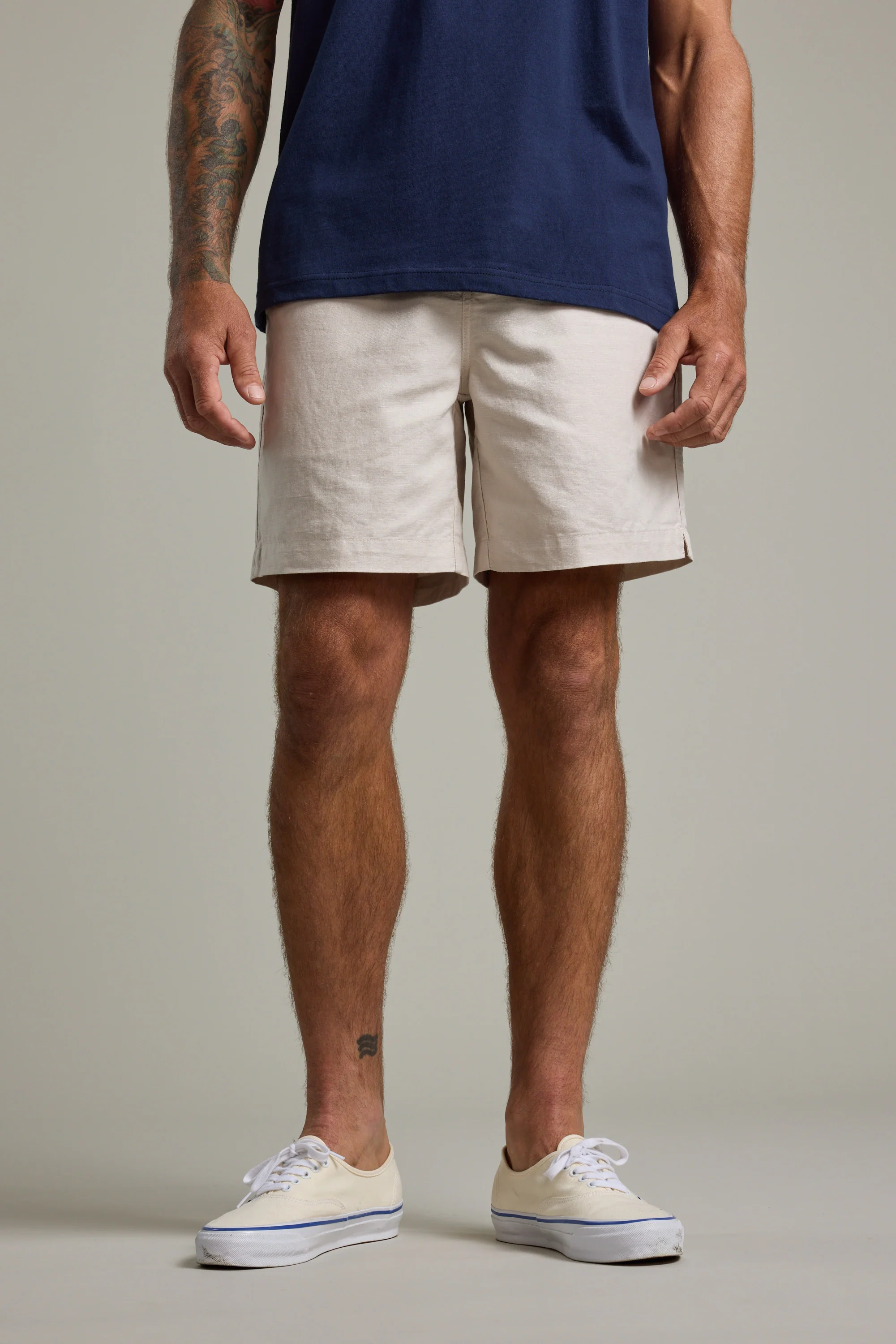 Jasper Linen Weekend Short - Image 4