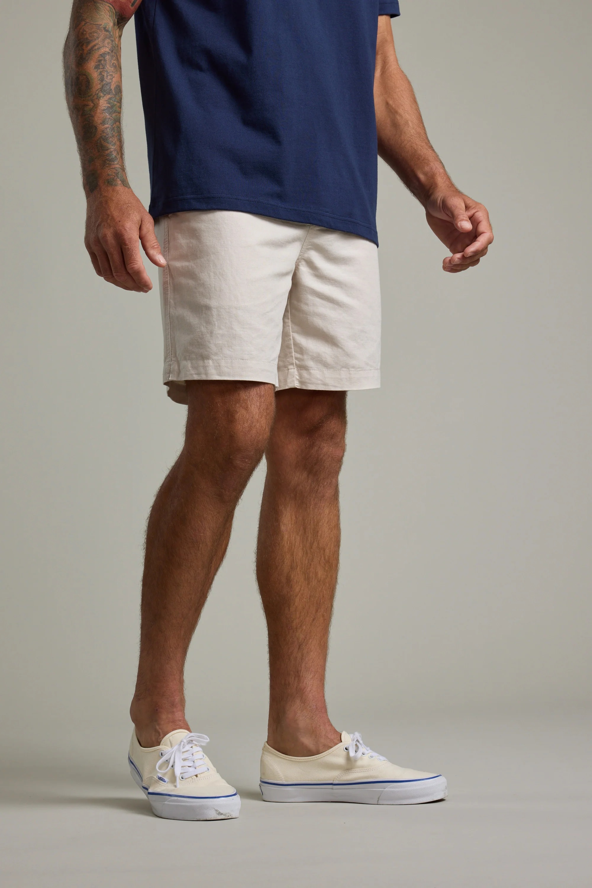 Jasper Linen Weekend Short - Image 5