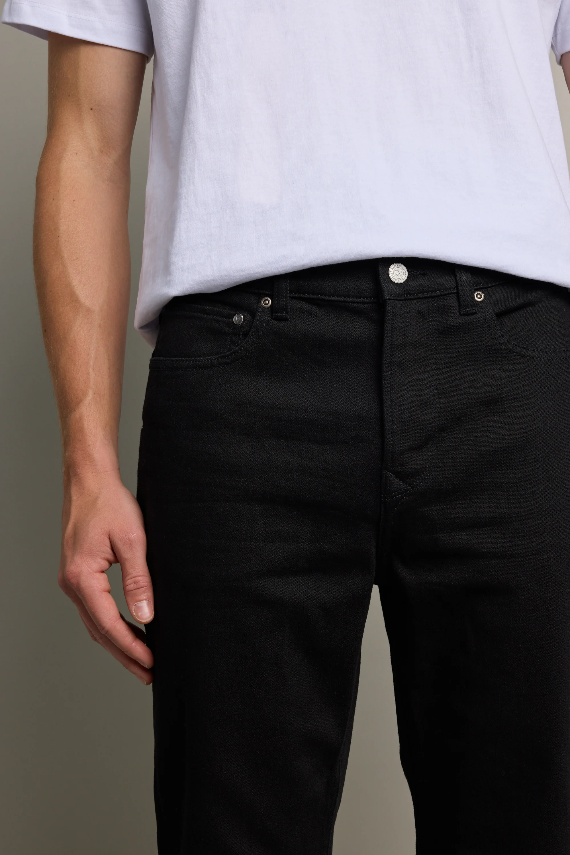 Nomad Denim Taper Jean - Image 4