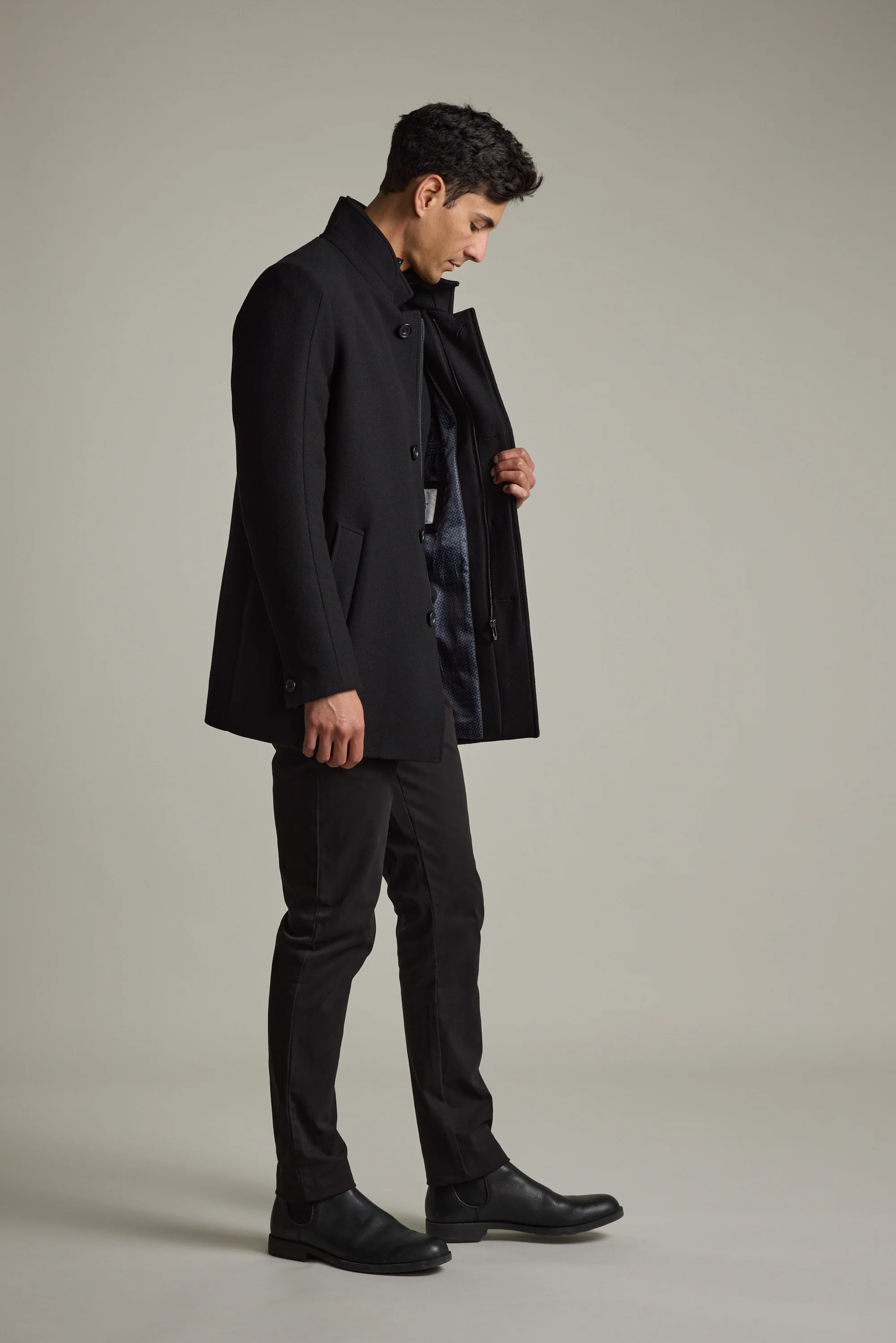 Raymond Coat - Image 5