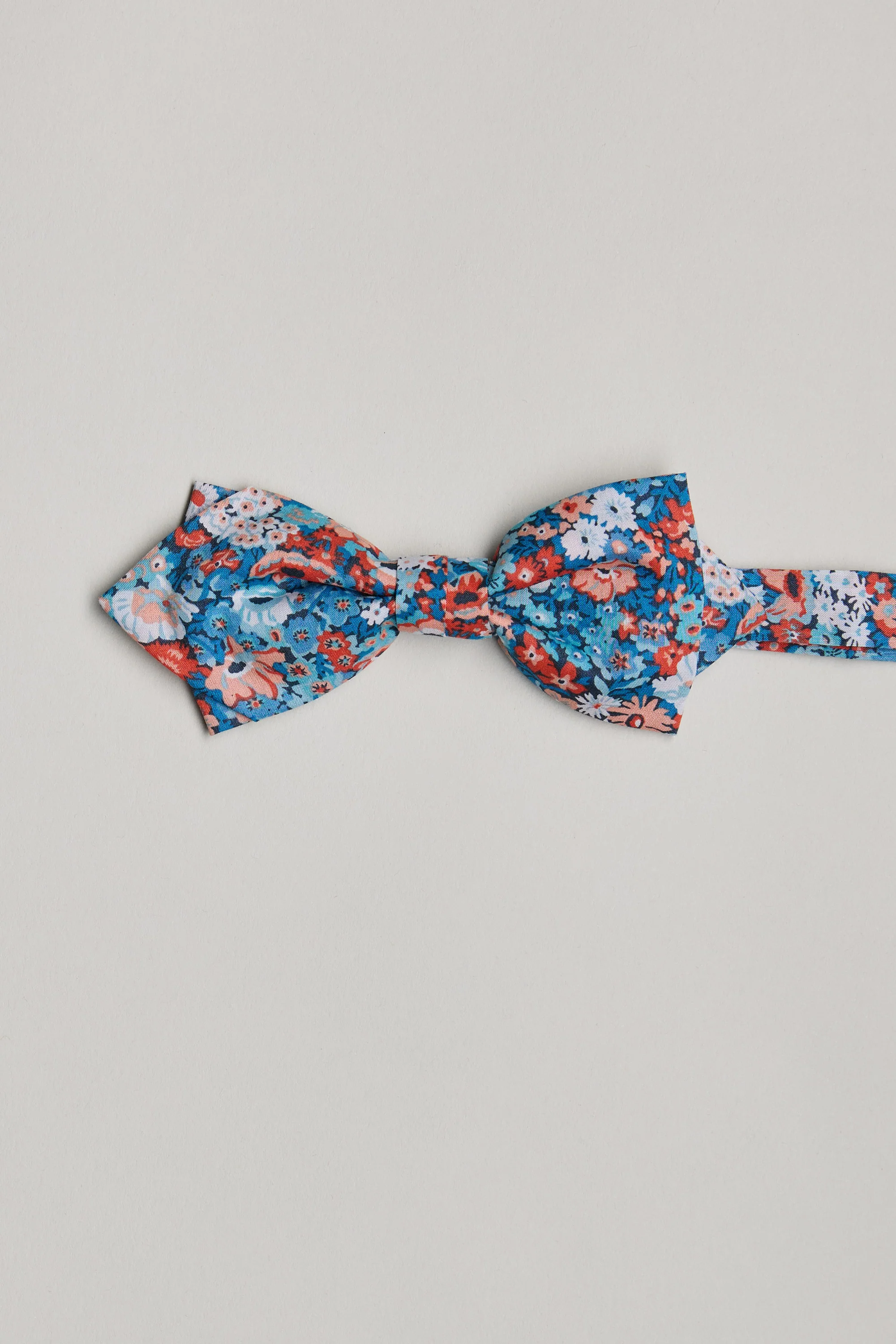 Thorpe hill Liberty Bow Tie